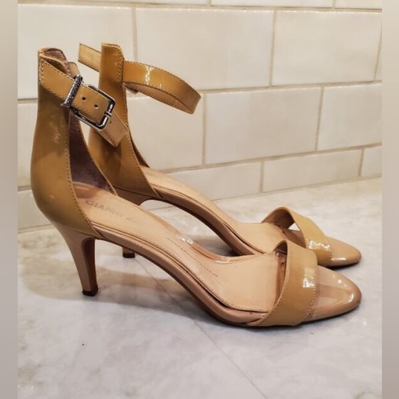 Gianni Bini Nude Patent Leather Ankle Strap Open Toe High Heel Sandals Sz 8 - Picture 4 of 10